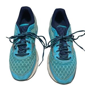 Mizuno Women's Blue Running Shoes